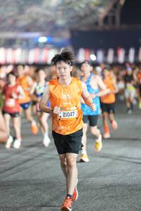 BIB: 21047
                            <button type="button" onclick="openModal(19605167)" class="btn btn-primary btn-sm float-right btn-popup" data-toggle="modal" data-target=".modal-high-quality">
                        <i class="fas fa-shopping-cart"></i> Add to Cart
                    </button>
                                            <button type="button" onclick="isThisMe(19605167, true)" class="btn btn-success btn-sm float-right btn-popup btn-isme hidden" data-toggle="tooltip" data-placement="bottom" title="นี่คือรูปของคุณใช่ไหม คลิกที่นี่เพื่อเอาเข้าอัลบั้ม">
                        <i class="fas fa-plus"></i> Add to album
                    </button>
                    <button type="button" onclick="isThisMe(19605167, false)" class="btn btn-warning btn-sm float-right btn-popup btn-isnotme hidden">
                        <i class="fas fa-ban"></i> Remove from album
                    </button>